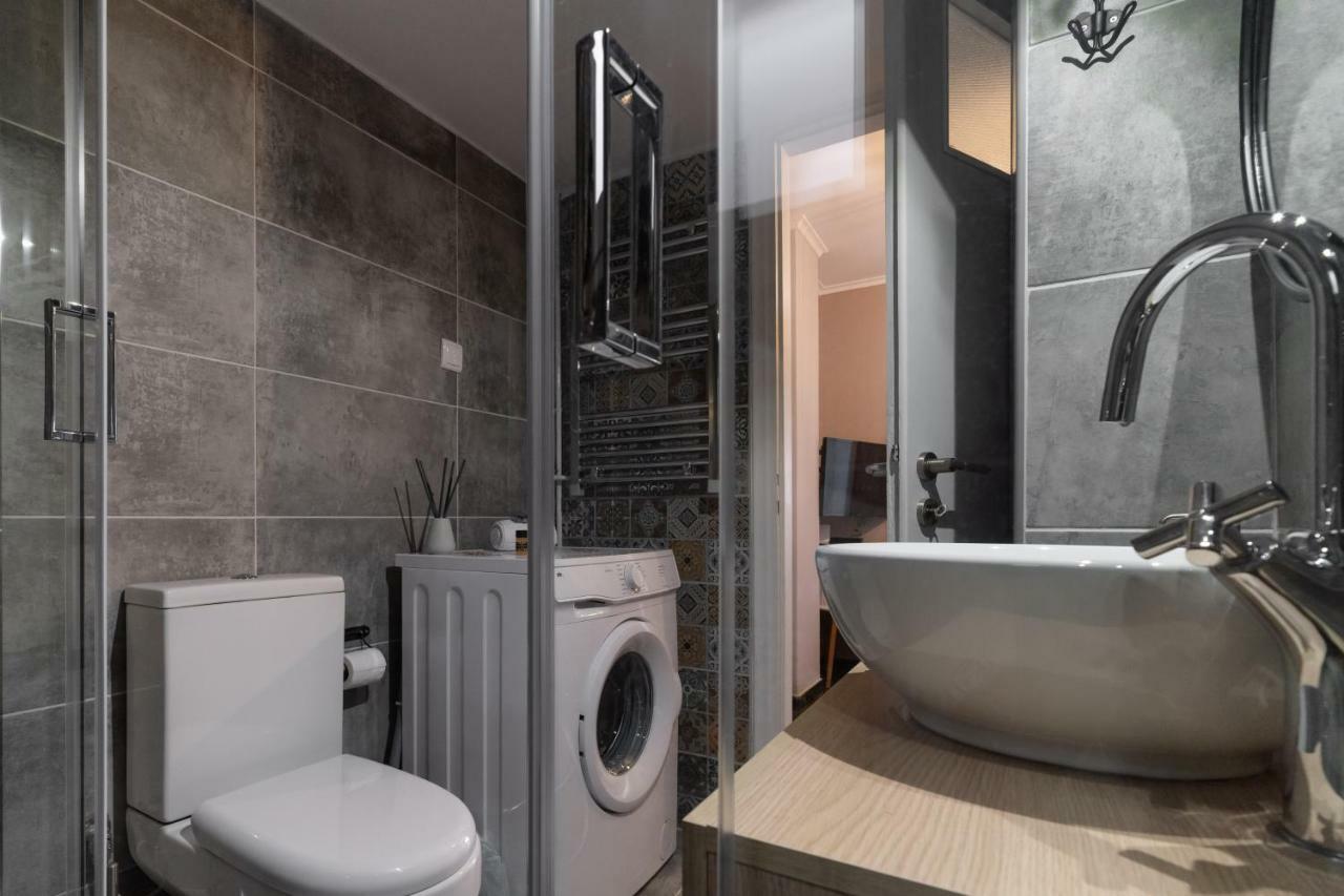Eleana Apartment By The Acropolis Atene Esterno foto