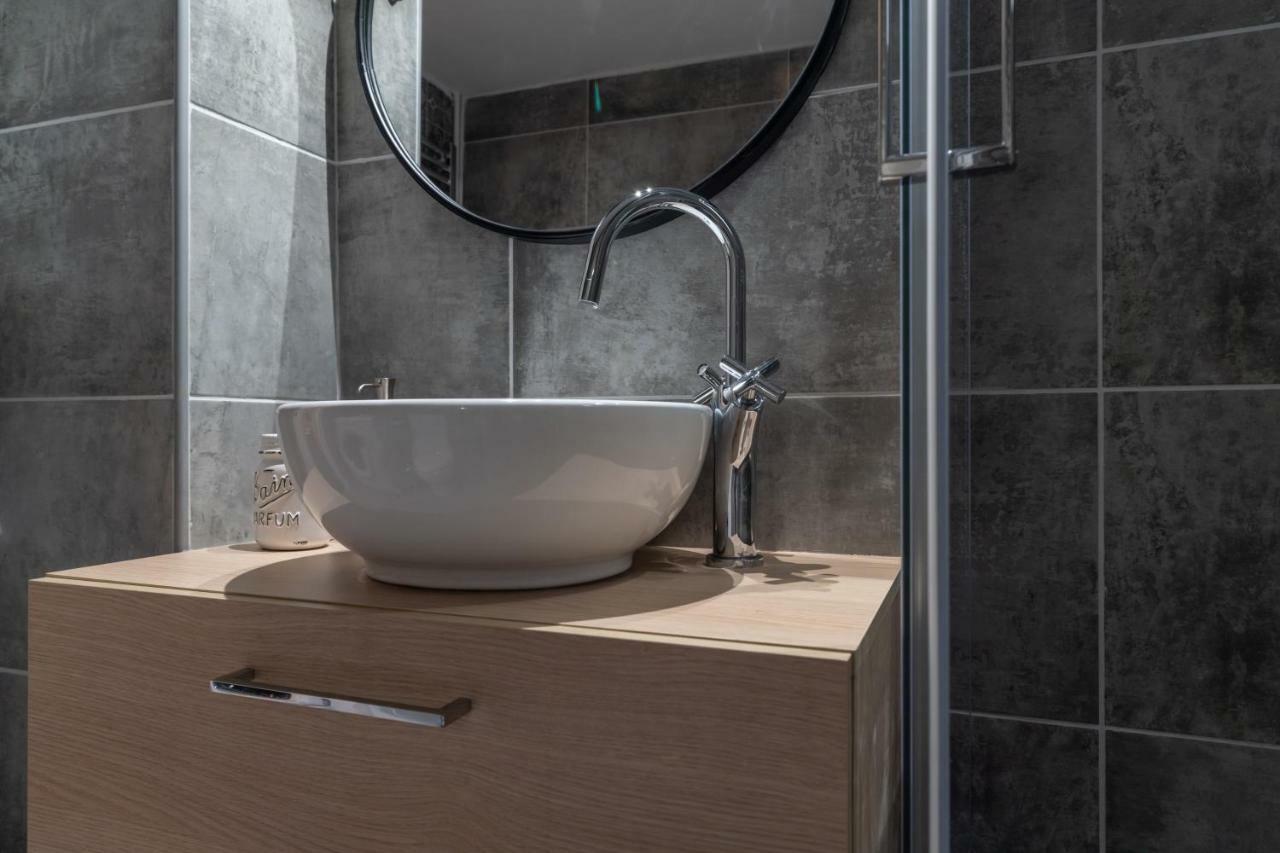 Eleana Apartment By The Acropolis Atene Esterno foto